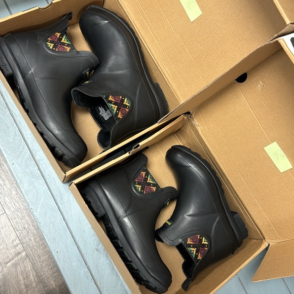 Pendleton Chelsea Boots - Picture 3 of 7